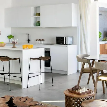 Villa Magnificent Chelsea 3 Bedrooms Private Outdoor Pool