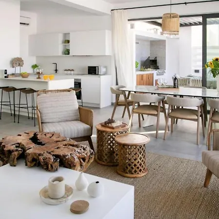 Magnificent Chelsea 3 Bedrooms Private Outdoor Pool Villa Protaras