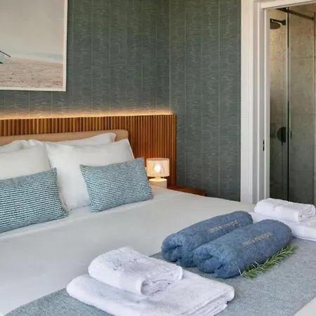 Magnificent Chelsea 3 Bedrooms Private Outdoor Pool And Hot Tub Furnished Sun Terrace Shaded Furnished Terrace Bbq, Willa