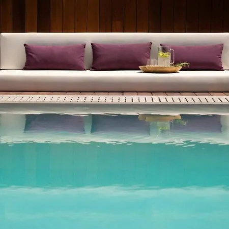 Magnificent Chelsea 3 Bedrooms Private Outdoor Pool And Hot Tub Furnished Sun Terrace Shaded Furnished Terrace Bbq, *