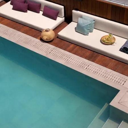 Magnificent Chelsea 3 Bedrooms Private Outdoor Pool ヴィラ