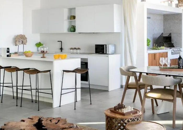 Vila Magnificent Chelsea 3 Bedrooms Private Outdoor Pool