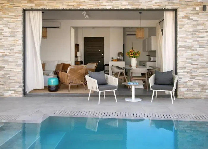 Vila Magnificent Chelsea 3 Bedrooms Private Outdoor Pool